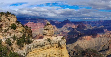Duck On A Rock formation, Grand Canyon South Rim, Arizona, Unite