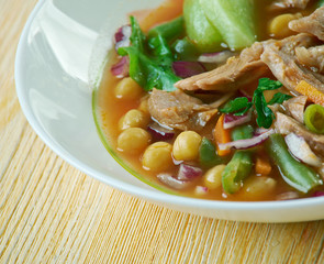 Caldo Tlalpeno