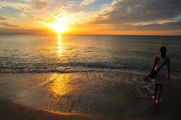 Fototapeta premium Watching Sunset