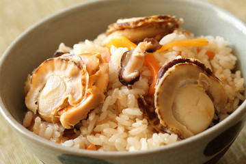 ホタテの炊きこみご飯