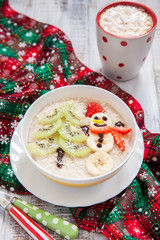Snowman porridge oatmeal breakfast , Fun Christmas for kids
