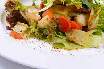 Salad from baked carrots with vegetables