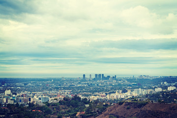 Fototapeta na wymiar Panoramic view of Los Angeles on a cloudy day