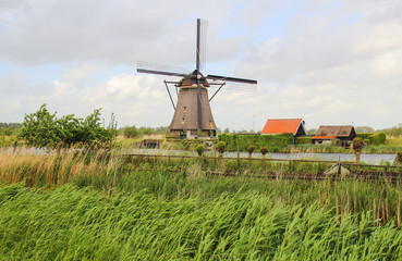 The windmills of Kinderdijk are one of the Dutch UNESCO world heritage sites