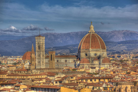 View of the center of Florence and cathedral.