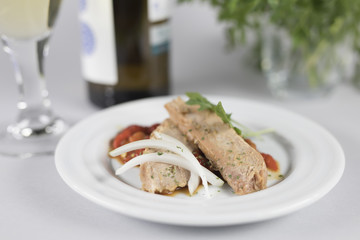 Ensalada de Ventresca con pimientos asados.