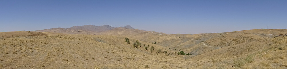 Fototapeta na wymiar Landschaft zwischen Hamadan und Kermanshah, Iran, Asien