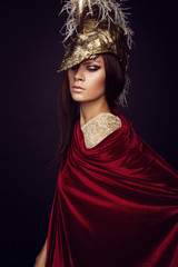 Naklejka premium Woman in head wear with feathers