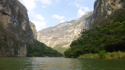 Fototapeta na wymiar Cañón del Sumidero, Mexico
