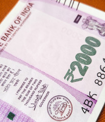 new series of 2000 Indian rupee currency