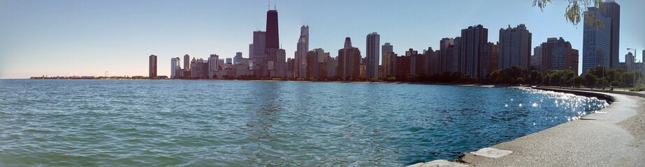 Obraz premium Chicago Skyline from North Ave Beach