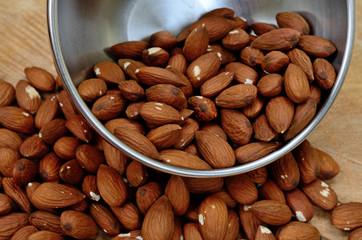 almond in bowl on table