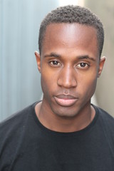 Obraz premium Outdoor portrait of young African man