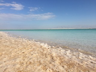 Fototapeta na wymiar The coast line of the Dead Sea