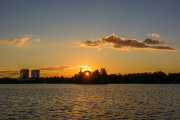 Obraz premium Amazing Sunset On the Lake