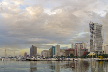 Fototapeta premium Manila Bay at Harbor Square , Manila , Philippines