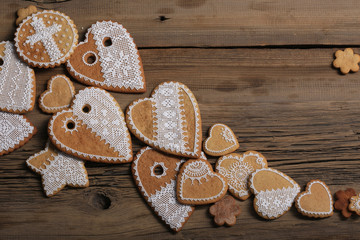 gingerbread heart-shaped