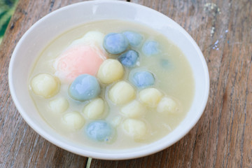 Dumplings in coconut cream