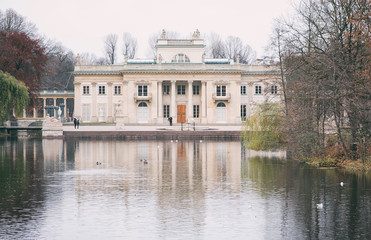 Fototapeta na wymiar Lazienki Palace in Warsaw in the autumn.