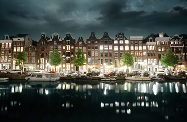 Fototapeta na wymiar night view of Amsterdam, Holland