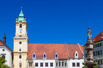Fototapeta na wymiar The Old Town Hall and the Roland Fountain in Bratislava, Slovakia