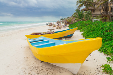 Naklejka premium Beautiful beach. Storm sky over the sea Tulum, Mexico, Carribean