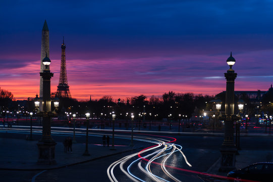 Fototapeta Night view of the Place de la Concorde in Paris, France