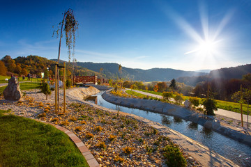 Naklejka premium Słoneczny letni dzień w górach w Muszynie