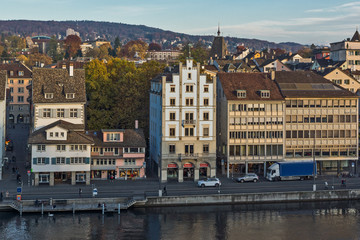 Obraz premium ZURICH, SWITZERLAND - 28 OCTOBER 2015 : Panorama of city of Zurich and Limmat River, Switzerland