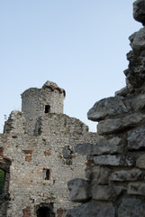 Zamek w Ogrodzieńcu (Polska). Jura krakowsko-częstochowska. © Kana