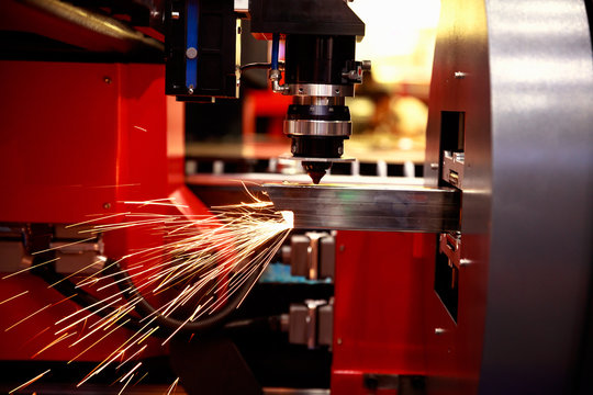 Cutting of sheet metal
