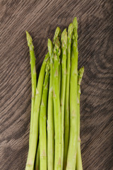 Raw green asparagus