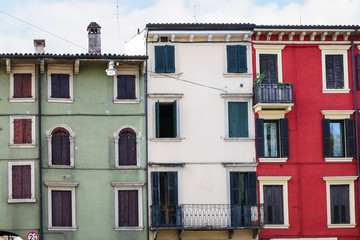 Fototapeta na wymiar facades on living houses in Verona city
