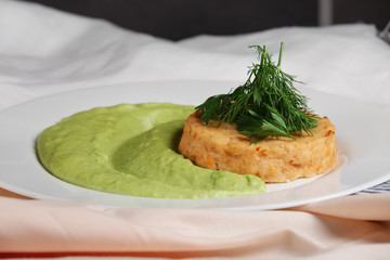 salmon rissole with peas puree