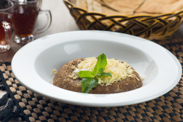 oqda , fried potatoes with meat popular arab food