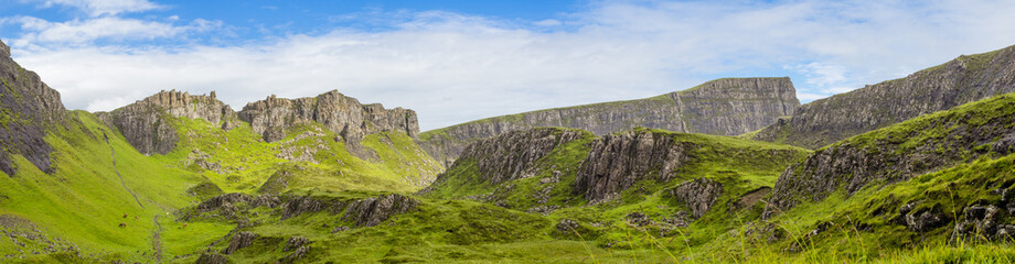 Fototapeta na wymiar highlands landscape panorama at Skye Scotland