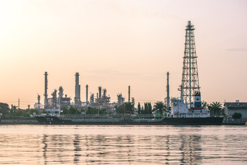 Obraz premium Some platform of oil refinery.