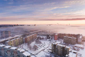 Obraz premium Snow-covered buildings from above