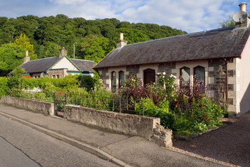 Fototapeta na wymiar cottage guest house in Inverness Scotland