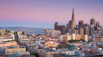 Foto op Plexiglas San Francisco. Panoramisch beeld van de skyline van San Francisco bij zonsondergang. © rudi1976