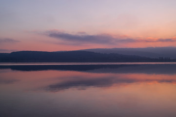 Schöne Wolkenstimmung am Bodensee zur Winterzeit