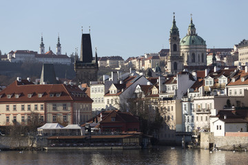 Obraz premium Autumn Lesser Town of Prague with St. Nicholas' Cathedral, Czech Republic