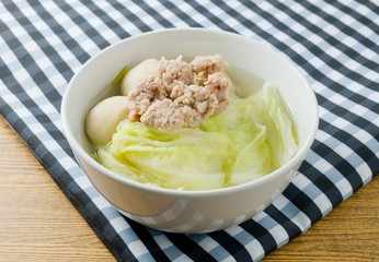 Lettuce Soup with Pork and Meat Ball