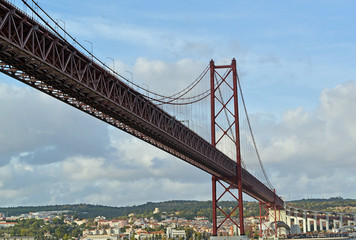 Brücke des 25 April