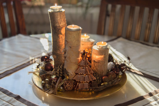 Weihnachtsdekoration natur mit Bronze