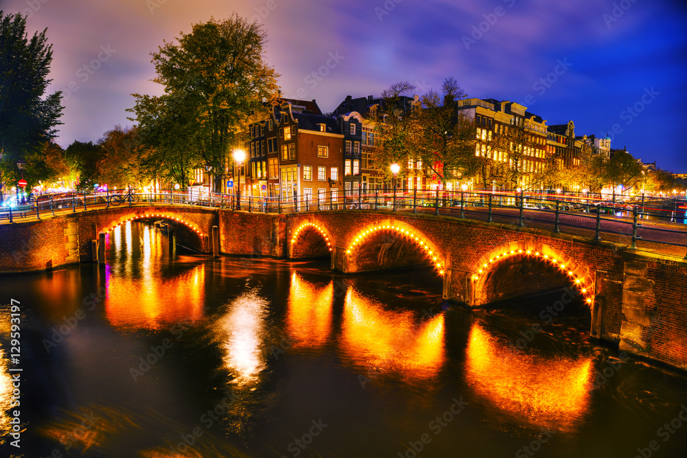 Sticker Amsterdam city view with canals and bridges