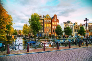 Stickers pour porte Amsterdam Vue sur la ville d& 39 Amsterdam avec canaux et ponts