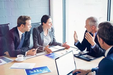 Obraz premium Businesspeople in conference room