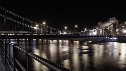 Most Grunwaldzki we Wrocławiu nocą 