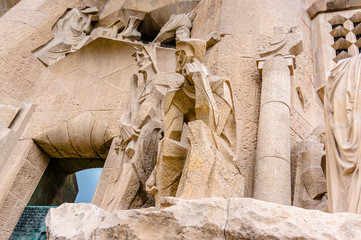 La Sagrada Familia Passion Facade Statues